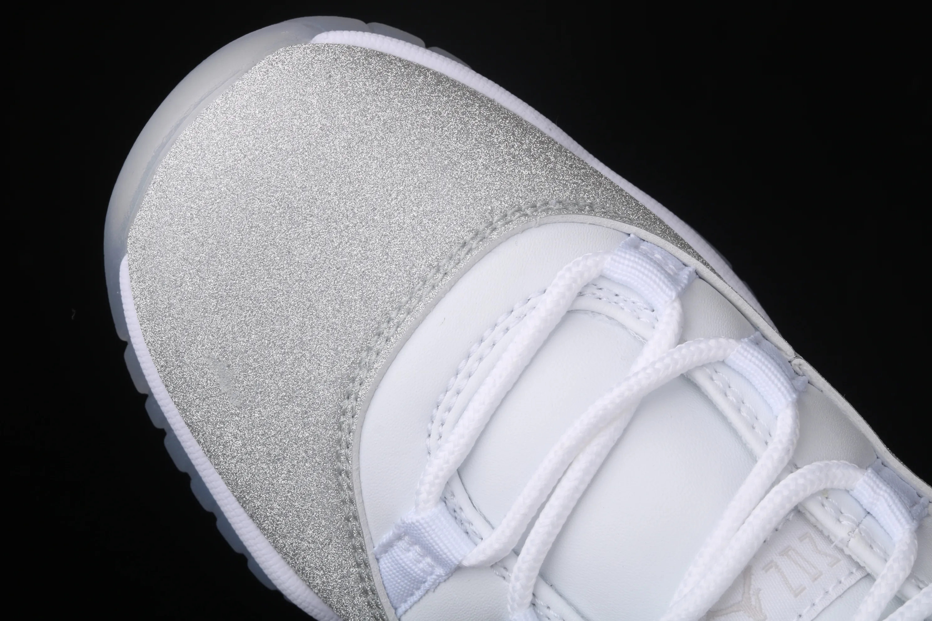 All categories Air Jordan Jordan series basketball shoes Air Jordan 11 Air Jordan 11 low Metallic Silver AJ11 Joe 11 Swarovski Stars AH0715-100